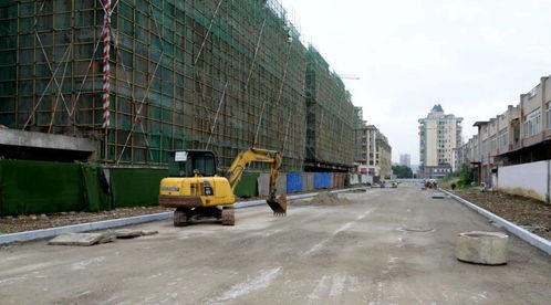 恒大以西配套道路建设工程有序推进,预计9月中旬形成通车能力